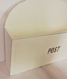 Säilytyslaatikko postille